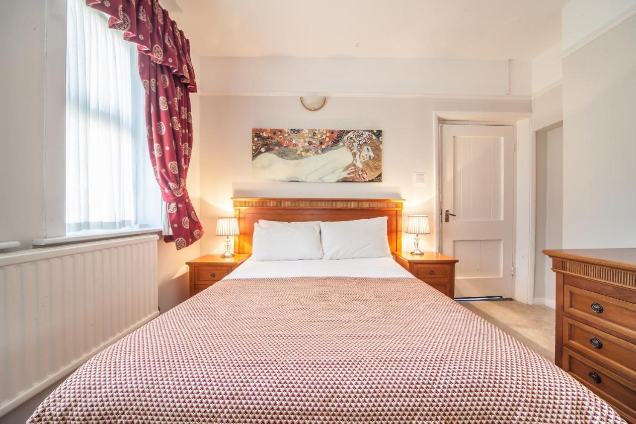 Hotel The Manor At Bickley à Bromley Extérieur photo